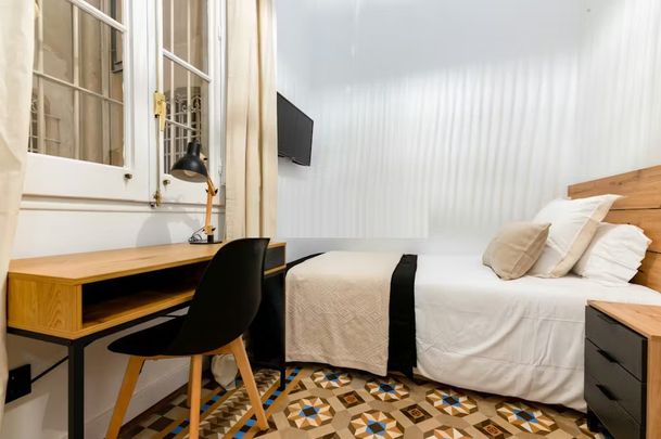 Rambla de Catalunya, Barcelona, Catalonia 08007 - Photo 1