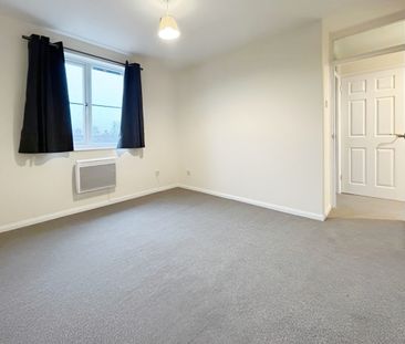 2 bedroom apartment to rent The Brambles, Limes Park Road, St. Ives... - Photo 4