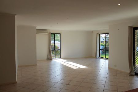 9 Lakemba Place, 4305, Brassall Qld - Photo 3