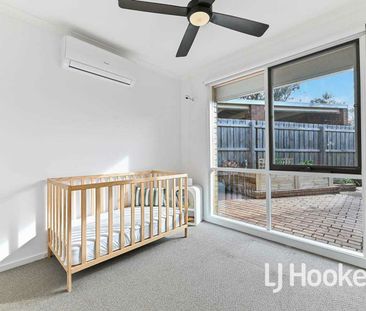 2/4 King David Court, Hampton Park VIC - Photo 3