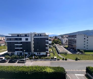 Location Appartement 2 pièces 51m² - Photo 6