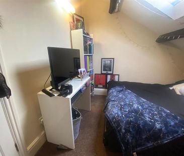 2 bedroom private hall to rent - Photo 6