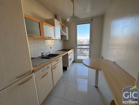 Location Appartement 3 pièces 68m² - Photo 4