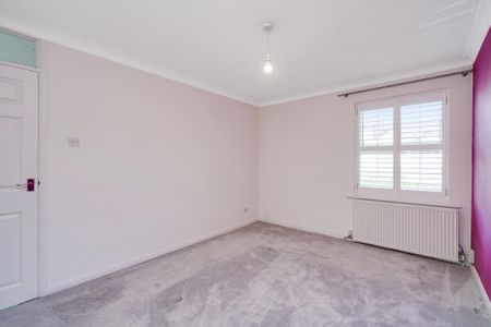 Hanover Walk, Weybridge, Surrey, KT13 - Photo 3