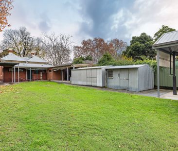 Charming Central Albury Home In Prime Location - Photo 6