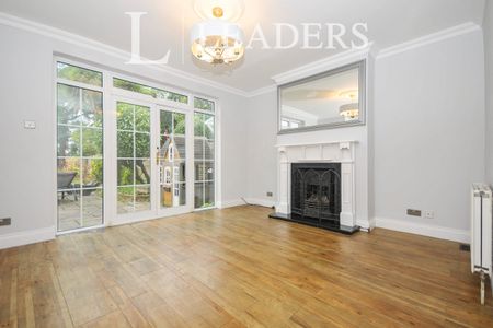 4 bedroom house to rent Mays Hill Road, BR2 - Photo 3