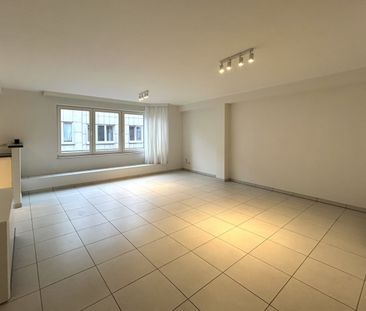 Verzorgd appartement met twee slaapkamers en ruim terras in de Broe... - Photo 2