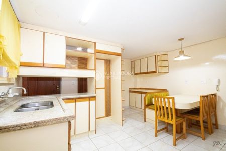Apartamento com 4 quartos e 263m² para alugar em Cristal, Porto Alegre. - Photo 5