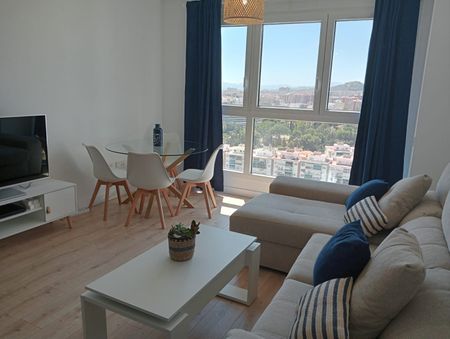 Middle Floor Apartment in Málaga Centro - Photo 4