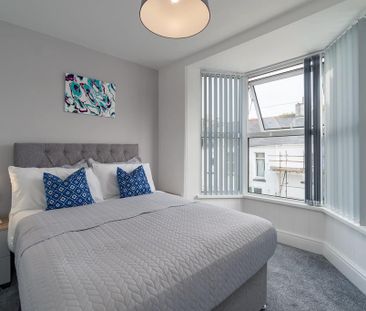 1 bedroom in a house share to rent - Photo 3