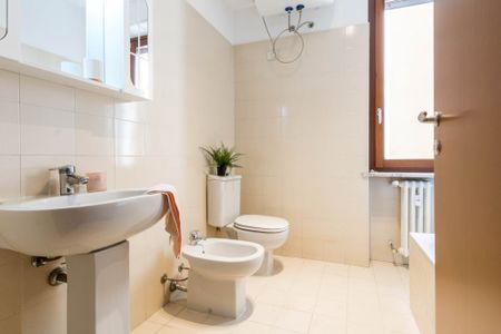 Wonderful single room in Via Luciano Zuccoli -Maggiolina - Martesana - Photo 5