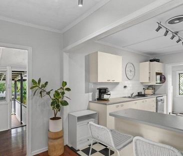 Fully Refreshed Family Home | Prime Holland Park Location | $730 Pe... - Photo 6