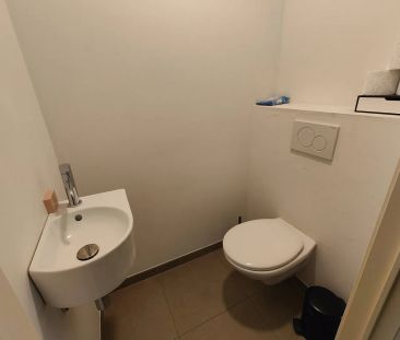 Centraal gelegen appartement met twee slaapkamers met garage en ber... - Photo 6