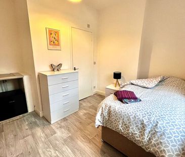 Room 2, 12 Columbus Ravine, Scarborough - Photo 4