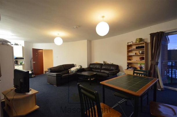 4 bedroom apartment to rent - Photo 1