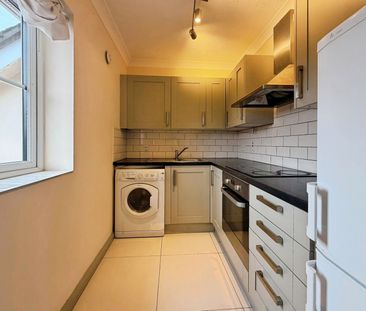 Vicars Bridge Close, Ealing, HA0 1XY - Photo 4