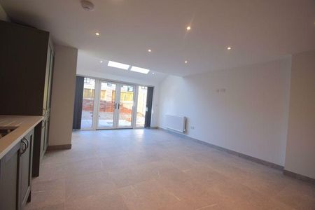 3 bedroom house to rent - Photo 5