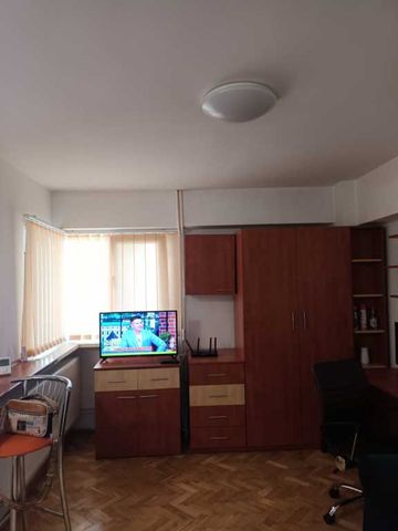 Garsoniera de inchiriat in Craiova, Dolj, Ultracentral, Str.Vasile Conta, Z-uri - Photo 4