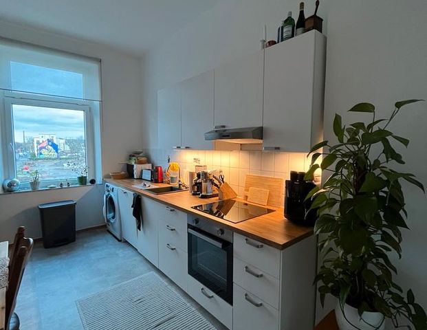 Helle Altbauwohnung für junges Pärchen in Düsseldorf-Lörick - Photo 1