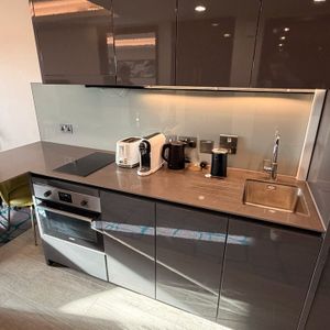 Studio Flat, Shepherds Bush Green, W12 - Photo 3