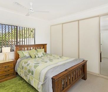 10 Seldon Place KIRWAN QLD 4817 - Photo 2