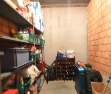 Ruim appartement met 3 slaapkamers en garage te huur in centrum Ieper - Foto 4