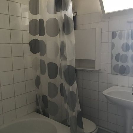 T1 - Photo 3