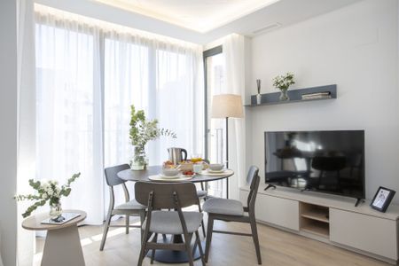 Moderno piso de 1 habitación con servicios - Photo 5