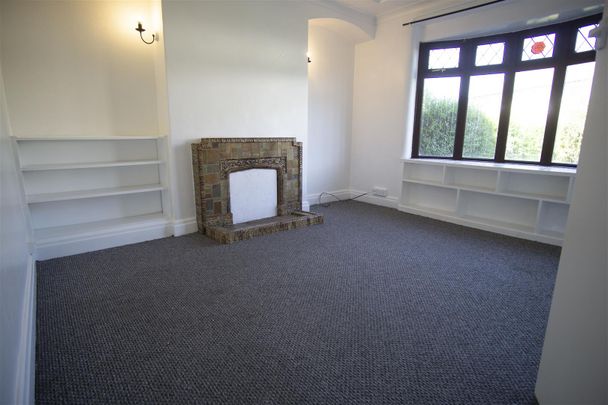 3-Bed House to Let on Malvern Avenue, Preston - Photo 1