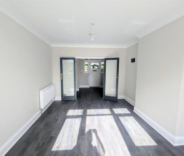 4 bedroom house to rent - Photo 3