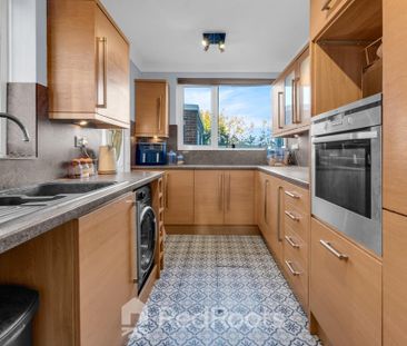 3 bedroom semi-detached house to rent - Photo 4