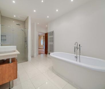 7 bedroom detached house to rent - Photo 6