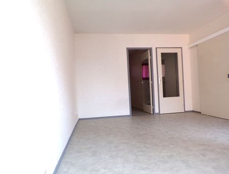 Location Appartement 1 pièce 39m² - Photo 5