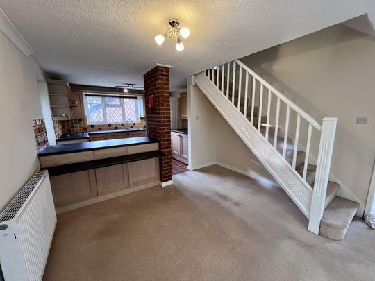 4 bedroom detached house to rent - Photo 1