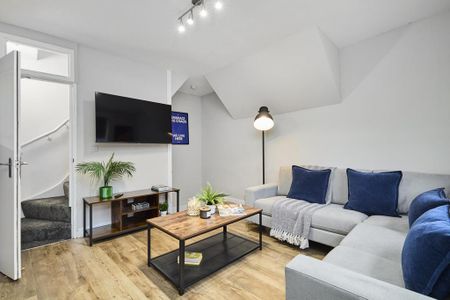 5 bedroom house to rent - Photo 2