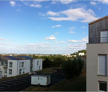 Location Appartement 2 pièces 48m² ANGOULEME 16000 - Photo 2