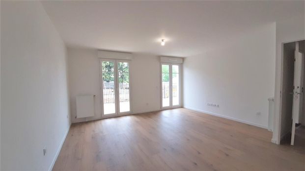 location Appartement T2 DE 45.5m² À VILLIERS SUR MARNE - Photo 1