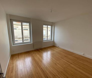 Location appartement rénové 4 pièces 101.8 m² à Vienne (38200) 4 - Photo 3