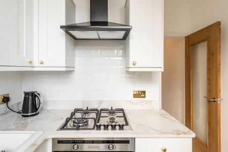 Dyke Road, Brighton, BN1 - Photo 2