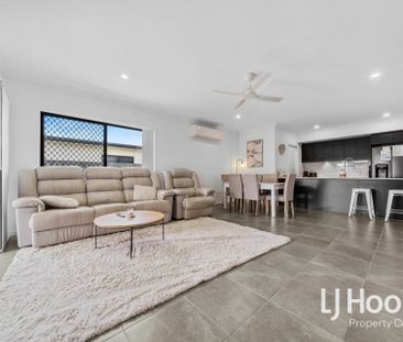 Modern Family Home with Side Access - Photo 6