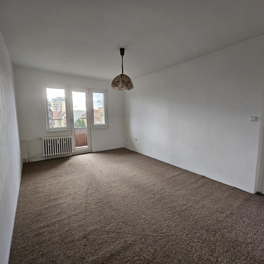 Pronájem bytu 2+1 52 m² - Photo 1