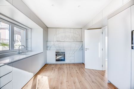 Moradia T4 em Lisboa - Photo 3