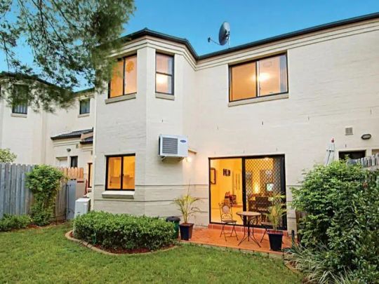 “BOUTIQUE LIVING IN A SERENE LOCATION” - Photo 1