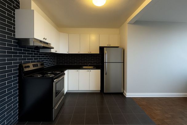 For Lease - 890 Jane Street Unit# 701, Toronto, Ontario - Photo 1