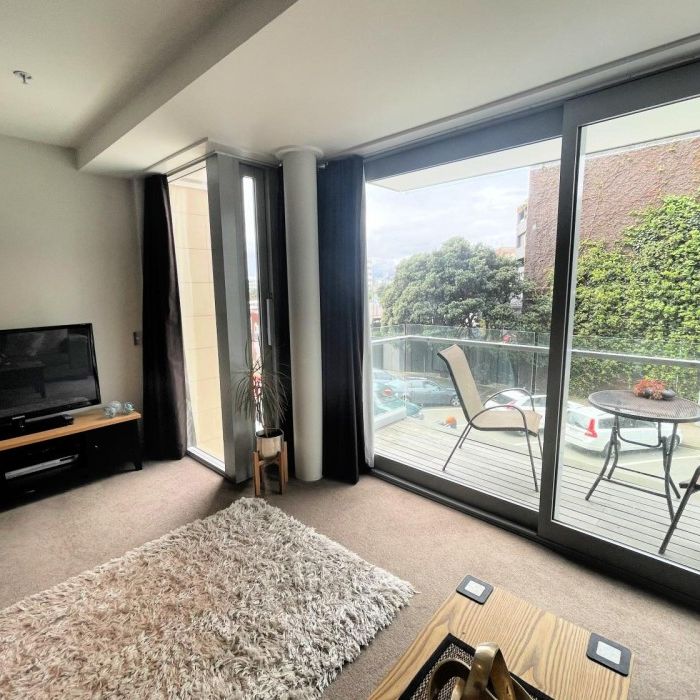 Suburb Central Wellington Apartment Living - Photo 1