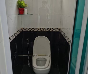 4 Bedroom HDB_FIVE_ROOM at Central Area - Photo 4