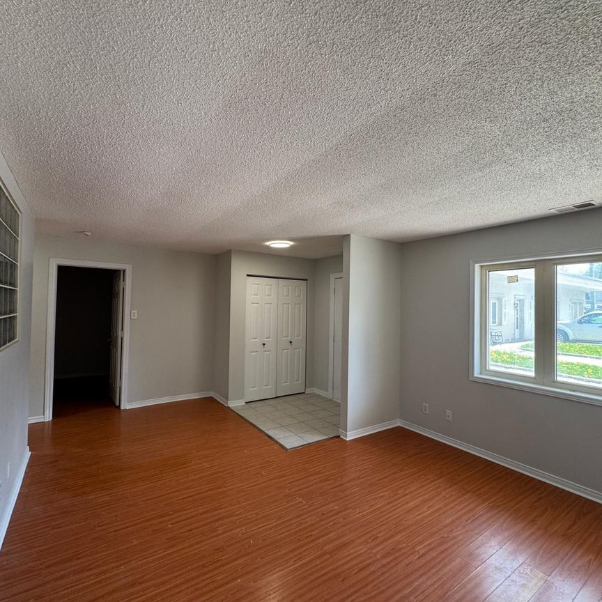 For Lease - 565 Kennedy Road Unit# 7, Toronto, Ontario - Photo 1