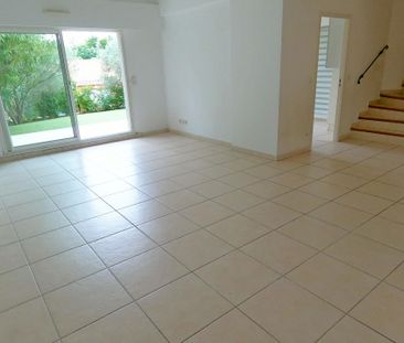 Location Maison 4 pièces 108m² CANNES 06400 - Photo 1