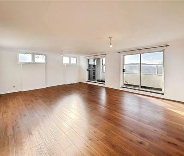 3 bedroom flat to rent - Photo 4