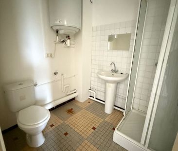 Location Appartement 1 pièce 27m² - Photo 2